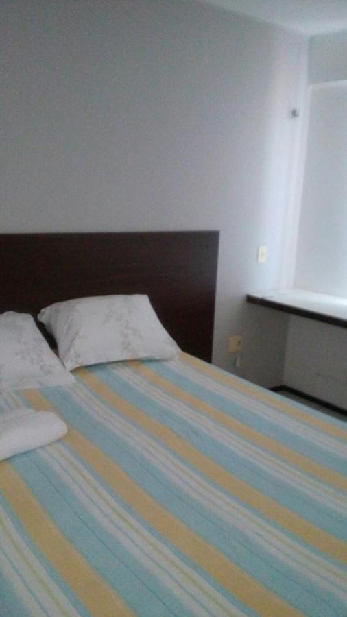 Apartamento Na Praia De Iracema, Com Vista Mar.